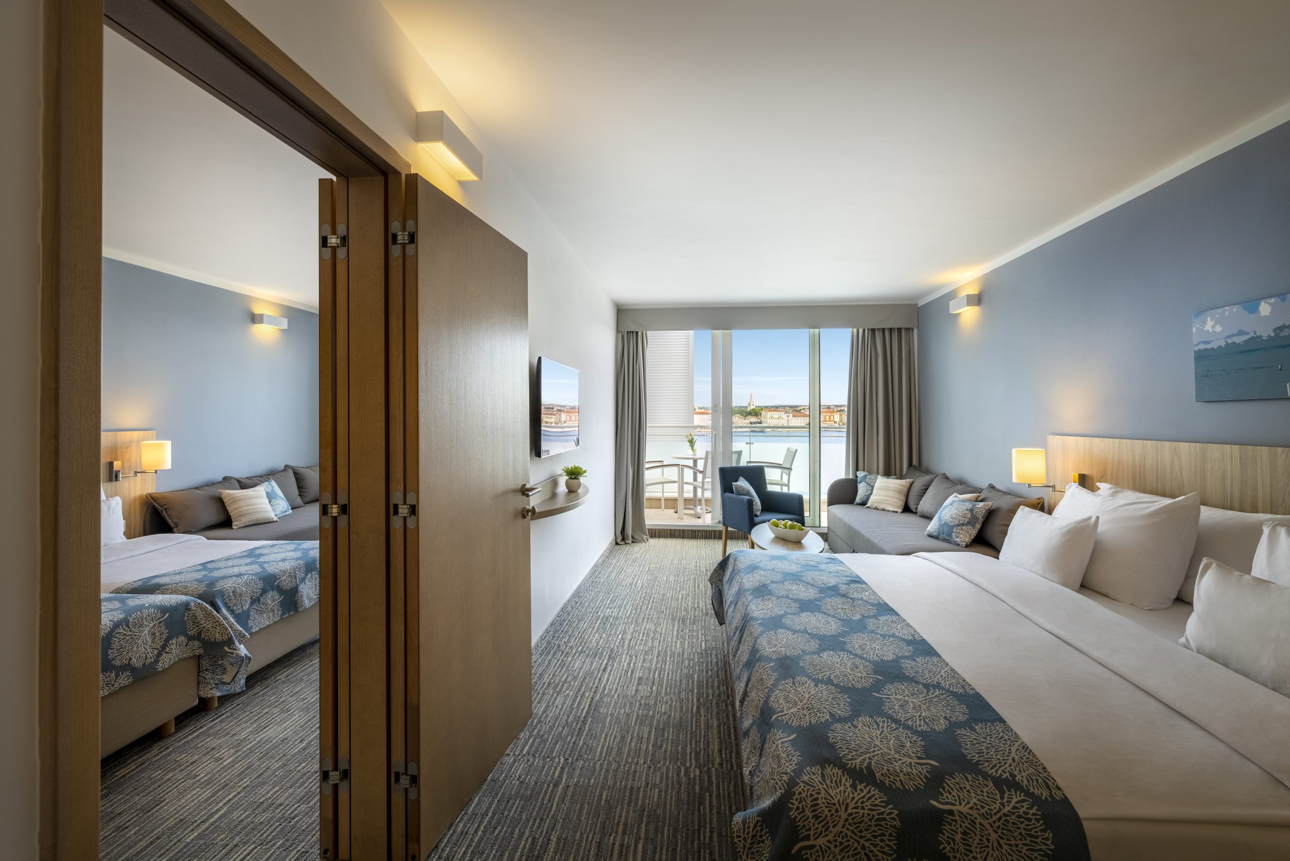 67577ad320402-Isabella Island Resort, Valamar Collection_Isabella Island Hotel_Room for 4+2 Seaview_03